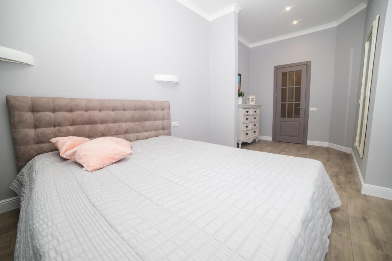 Apartment Butterfly Odesa Exterior photo